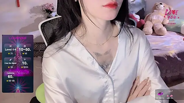 Snapshot of ___Nari___ chatting on 02.09.25 Nari online show from 02.09.25