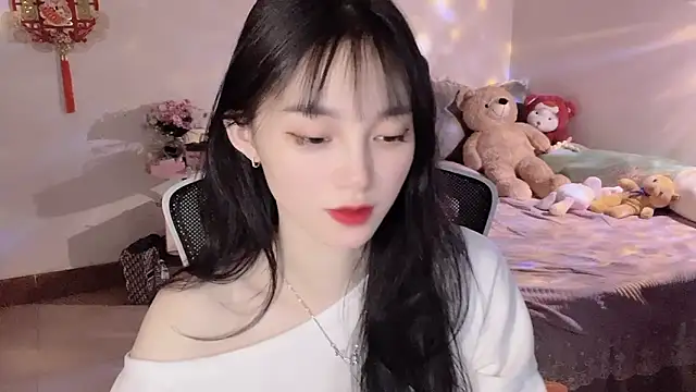 Snapshot of ___Nari___ chatting on 03.09.25 Nari online show from 03.09.25