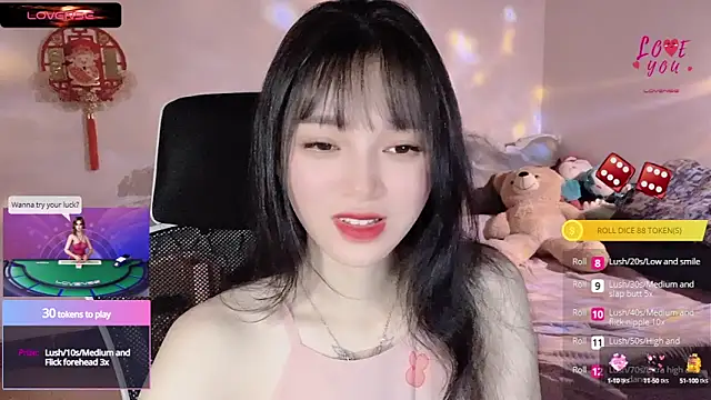 Snapshot of ___Nari___ chatting on 03.15.25 Nari online show from 03.15.25