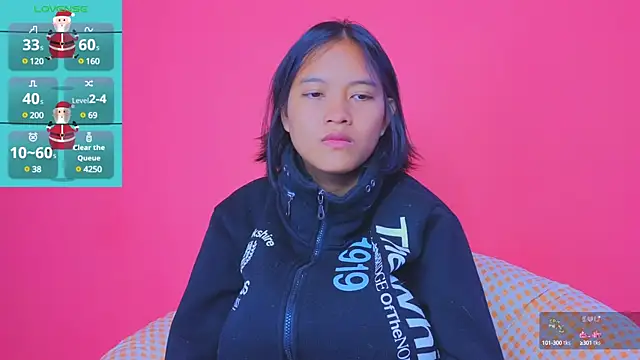 Snapshot of Natsu__ chatting on 12.26.24 Natsu online show from 12.26.24