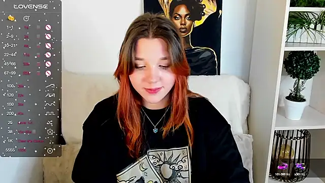 PenelopeOneGrey online show from 03.14.25