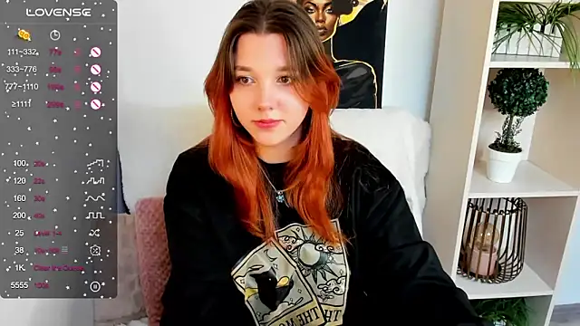 PenelopeOneGrey online show from 03.17.25