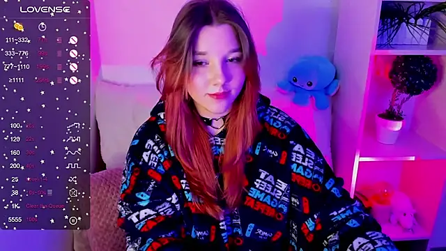 PenelopeOneGrey online show from 03.19.25