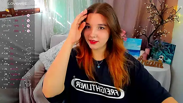 PenelopeOneGrey online show from 09.13.25