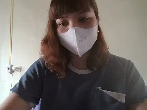 Snapshot of Angela-Eira chatting on 04.11.26 Angela-Eira online show from 04.11.26