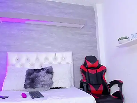 thararouse online show from 02.04.25