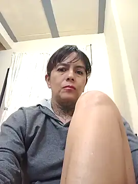 Dakary hot online show from 11.18.25