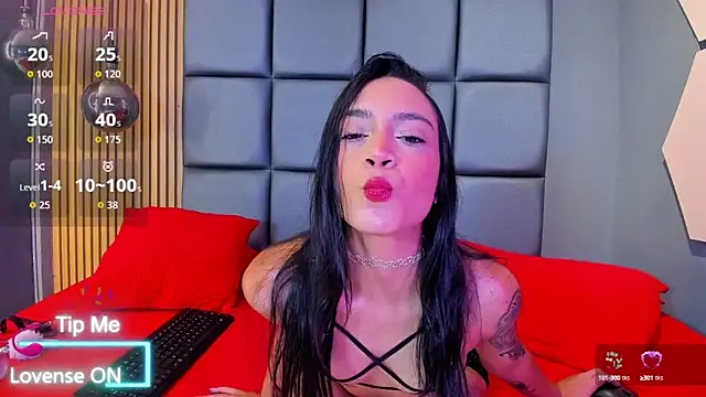 Snapshot of ANDREA__LOVE chatting on 09.25.25 ANDREA  LOVE online show from 09.25.25