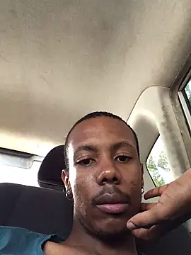 Snapshot of bobzerr chatting on 02.16.26 bobzerr online show from 02.16.26