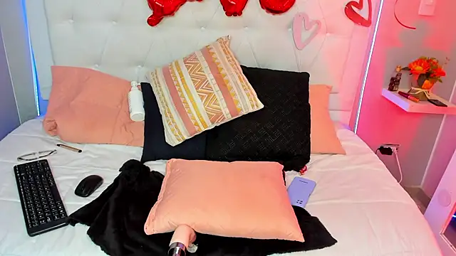 AINARA  STONE online show from 02.15.25