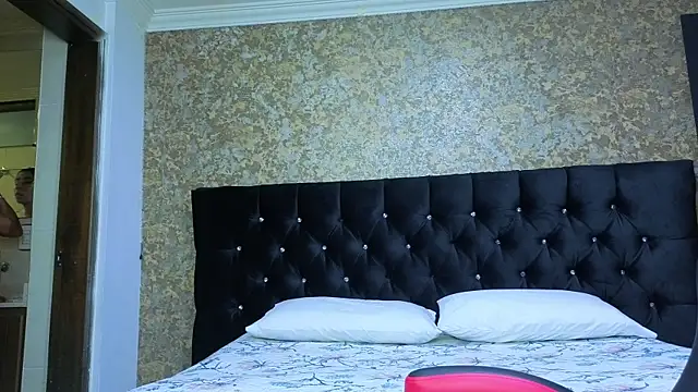 stella xue online show from 11.04.25