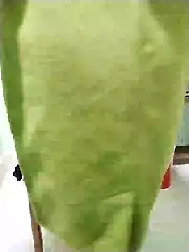 Luxcute286 online show from 02.17.25