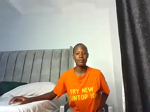 Snapshot of sweet_scovia1 chatting on 12.06.24 sweet scovia1 online show from 12.06.24