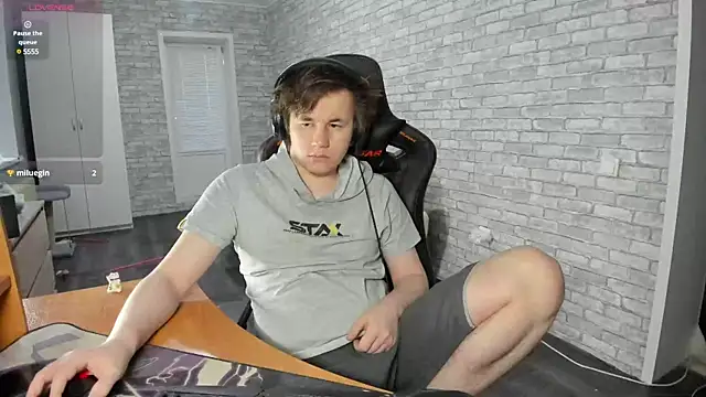 Snapshot of iliaskrislove chatting on 02.16.25 iliaskrislove online show from 02.16.25