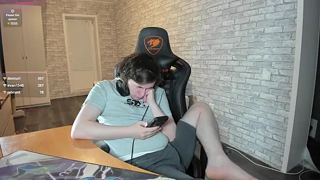 Snapshot of iliaskrislove chatting on 03.03.25 iliaskrislove online show from 03.03.25
