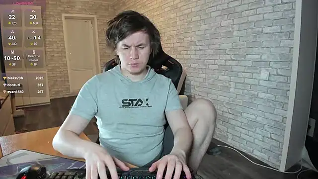 Snapshot of iliaskrislove chatting on 03.04.25 iliaskrislove online show from 03.04.25