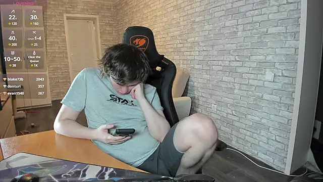 Snapshot of iliaskrislove chatting on 03.05.25 iliaskrislove online show from 03.05.25