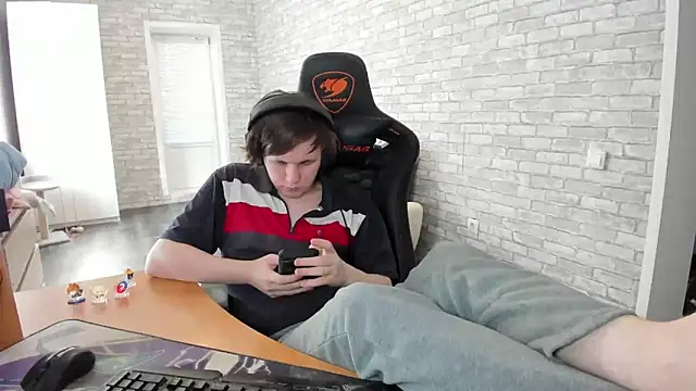 Snapshot of iliaskrislove chatting on 03.23.25 iliaskrislove online show from 03.23.25