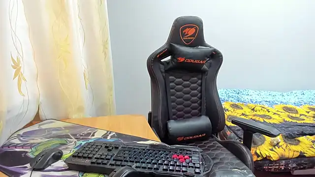 iliaskrislove online show from 10.28.25