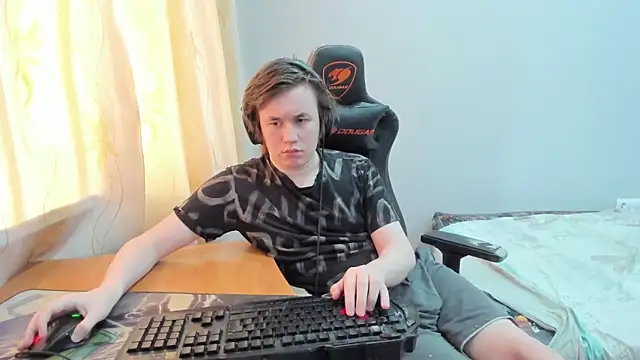 iliaskrislove online show from 04.17.26