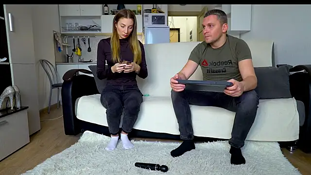 littlesweettifany online show from 10.28.25