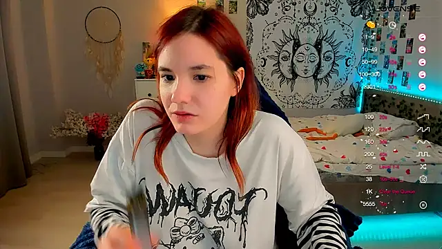 callmekatesmith online show from 12.04.24