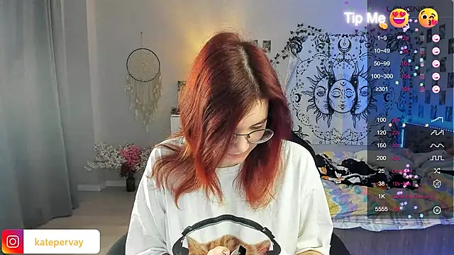 callmekatesmith online show from 02.12.25