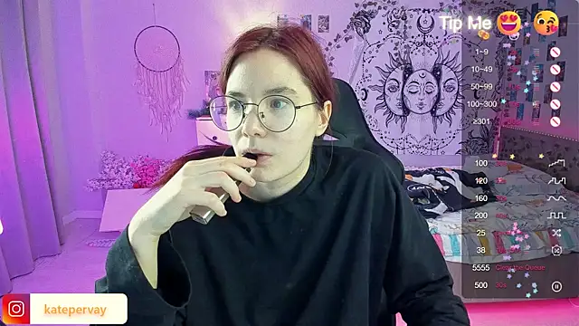 callmekatesmith online show from 02.22.25
