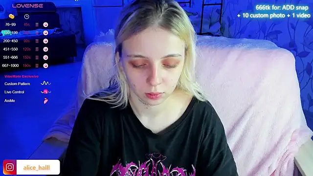 Alice Halle online show from 12.17.24