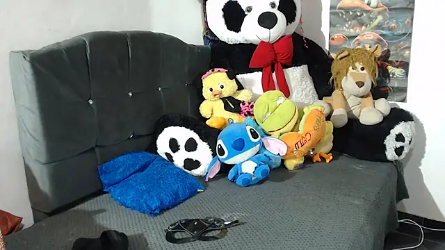 Snapshot of SWEETT_CORY chatting on 12.08.24 SWEETT CORY online show from 12.08.24