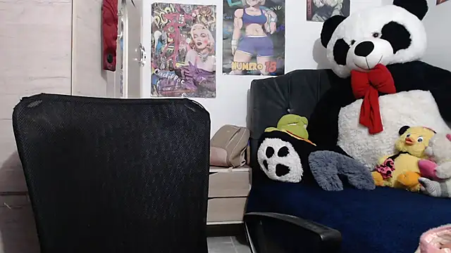 Snapshot of SWEETT_CORY chatting on 09.20.25 SWEETT CORY online show from 09.20.25