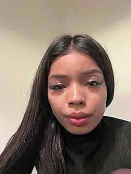 Snapshot of ximenawilliamss chatting on 03.10.25 ximenawilliamss online show from 03.10.25