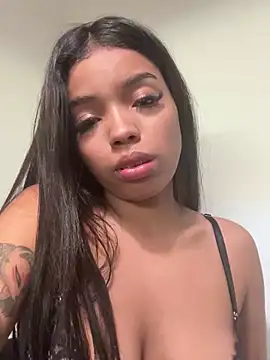 Snapshot of ximenawilliamss chatting on 03.11.25 ximenawilliamss online show from 03.11.25