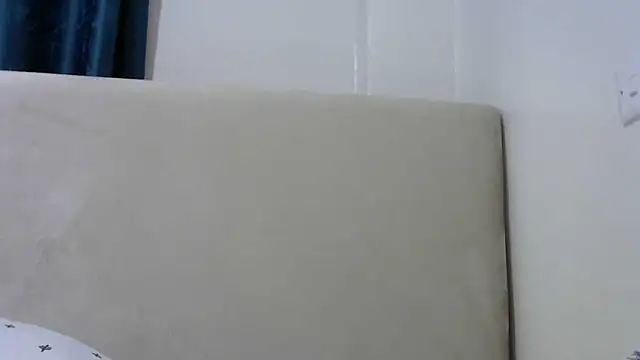 Snapshot of Latiffagodess chatting on 10.23.25 Latiffagodess online show from 10.23.25