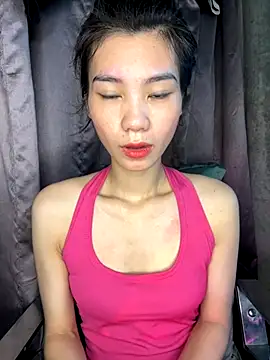 Snapshot of Ladygirrl22 chatting on 10.21.25 Ladygirrl22 online show from 10.21.25