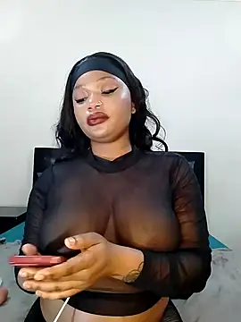 Snapshot of Sugartonguexx chatting on 10.23.25 Sugartonguexx online show from 10.23.25