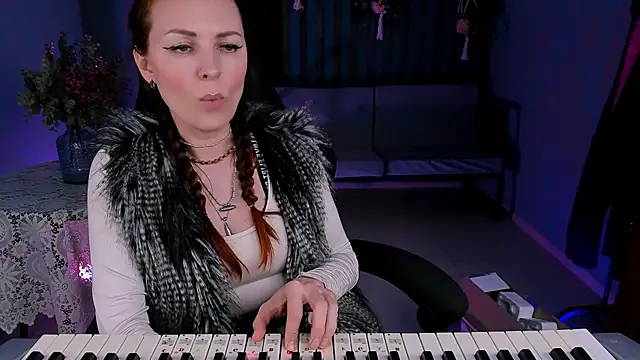 VandaRossi online show from 01.16.25
