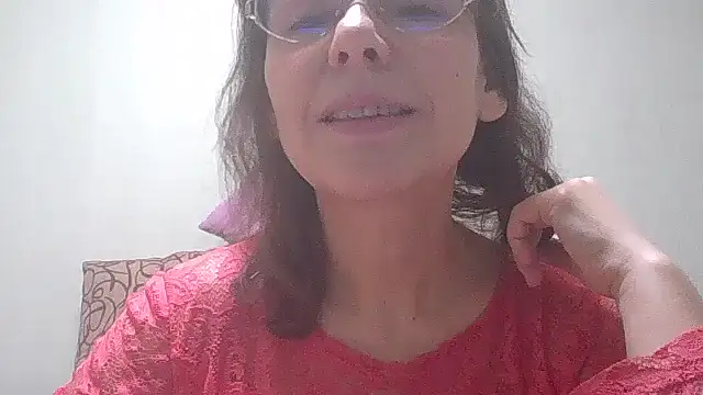 HollyJewel online show from 01.03.25