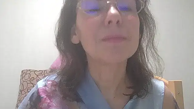 HollyJewel online show from 01.27.25