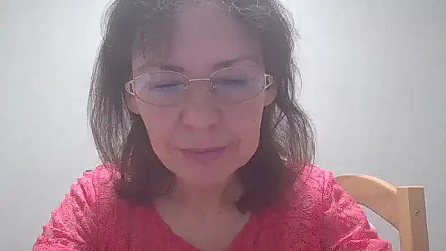 HollyJewel online show from 02.10.25