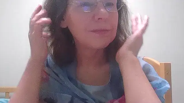 HollyJewel online show from 11.25.25