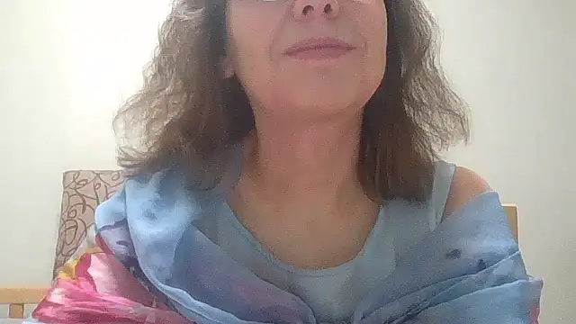 HollyJewel online show from 12.02.25