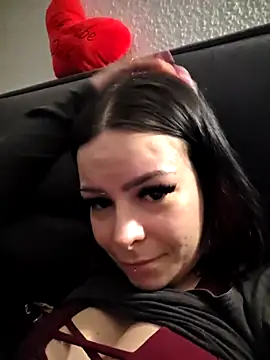 Snapshot of BoeseMoni1998 chatting on 04.16.26 BoeseMoni1998 online show from 04.16.26