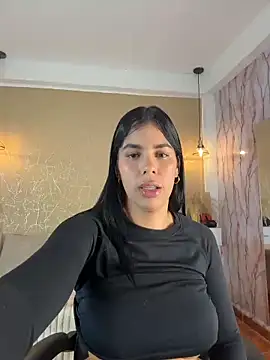 Cleopatra Fit online show from 03.13.26