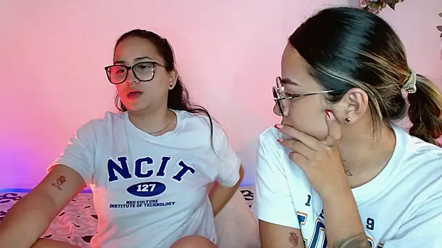 Jules n Gia online show from 12.14.24