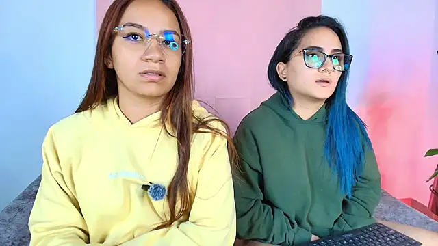 Jules n Gia online show from 09.30.25