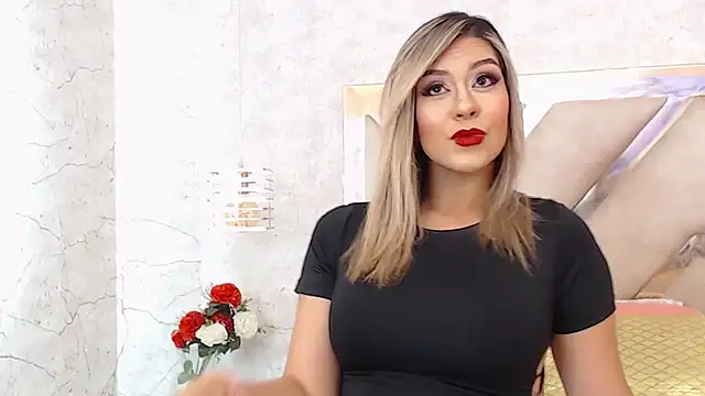 Snapshot of JoannaStanford chatting on 01.23.25 JoannaStanford online show from 01.23.25