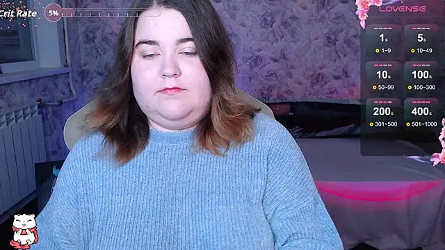 Snapshot of Estelle_Hicks chatting on 09.30.25 Estelle Hicks online show from 09.30.25