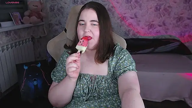 Estelle Hicks online show from 06.01.26