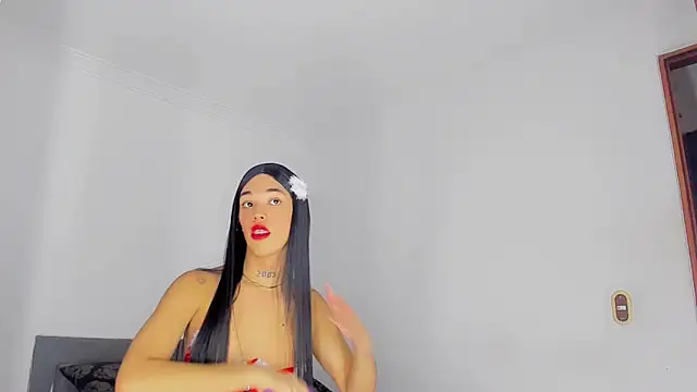 LittleEmmaa online show from 03.10.25